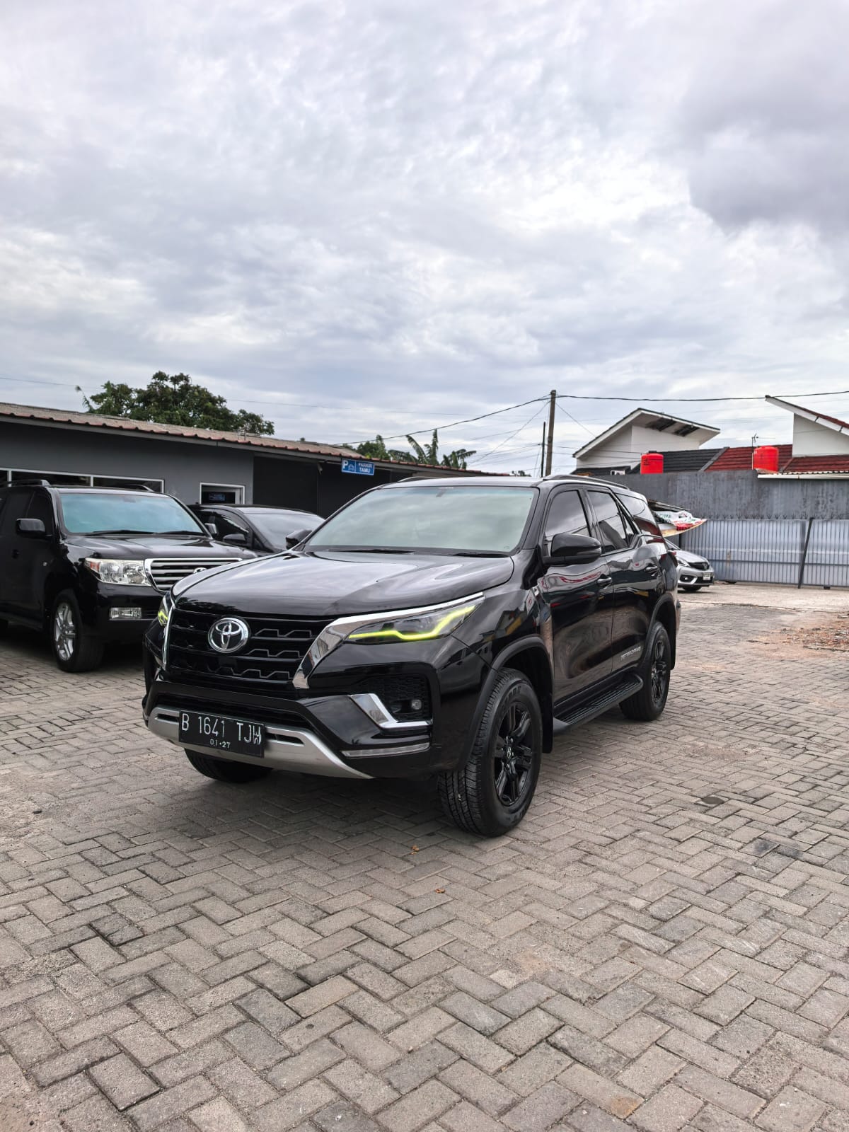 FORTUNER VRZ 2.4 TETRADRIVE 4X4 AT